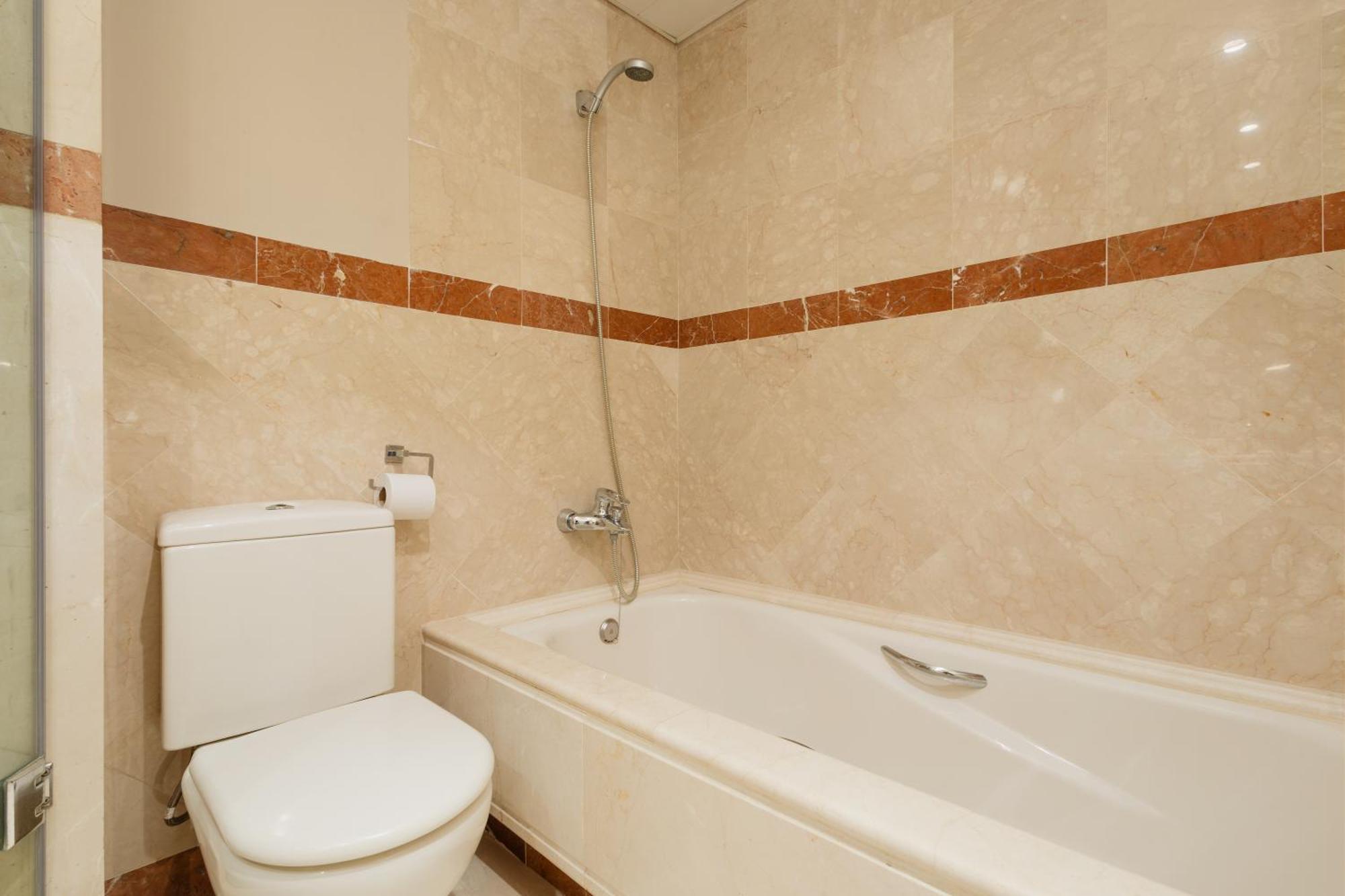 Dream Experience In Elviria: Luxury Property Close To Beaches, Restaurants And Golf Courses Appartement
